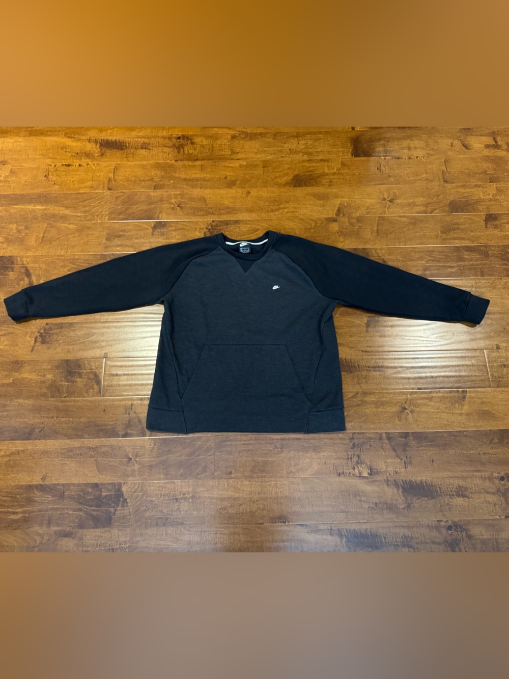 Men’s XL Nike Black Crewneck Sweatshirt